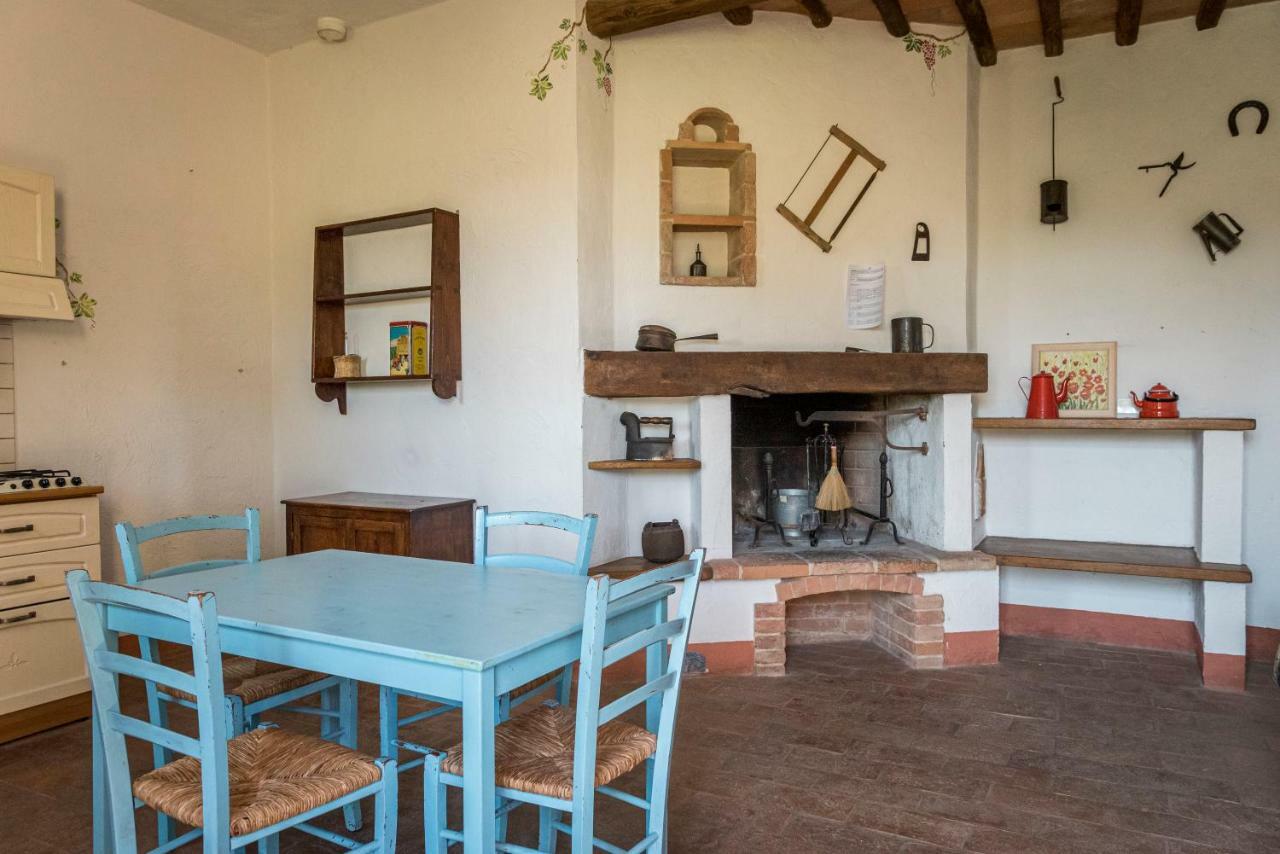 Agriturismo Le Tre Pietre - Podere Nel Chianti Quercegrossa エクステリア 写真