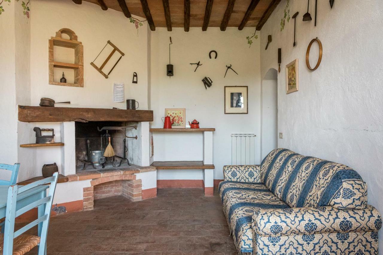 Agriturismo Le Tre Pietre - Podere Nel Chianti Quercegrossa エクステリア 写真
