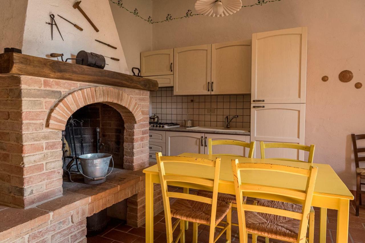 Agriturismo Le Tre Pietre - Podere Nel Chianti Quercegrossa エクステリア 写真